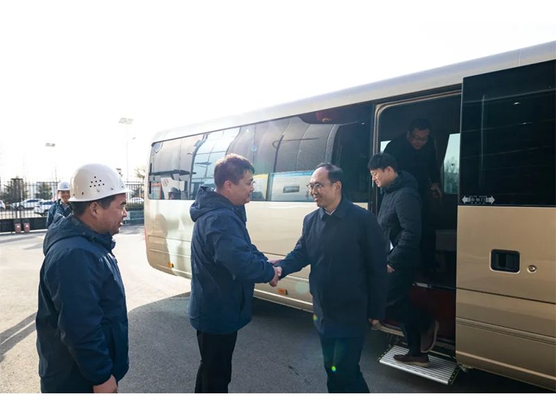 新鄉(xiāng)市委常委、衛(wèi)輝市委書記崔紅建一行蒞臨卓一牧業(yè)調(diào)研指導(dǎo)！